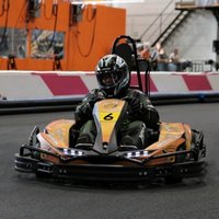 eKart auto radalla.